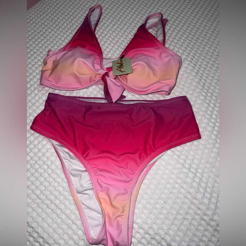 ALOHAS Pink and Orange Ombre Bikini